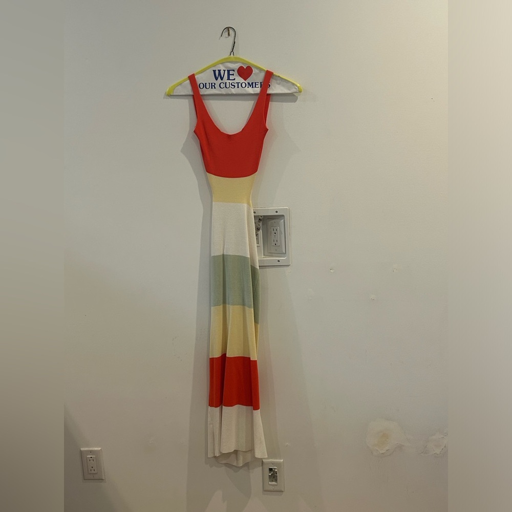 Multi color perfect vacation dress!